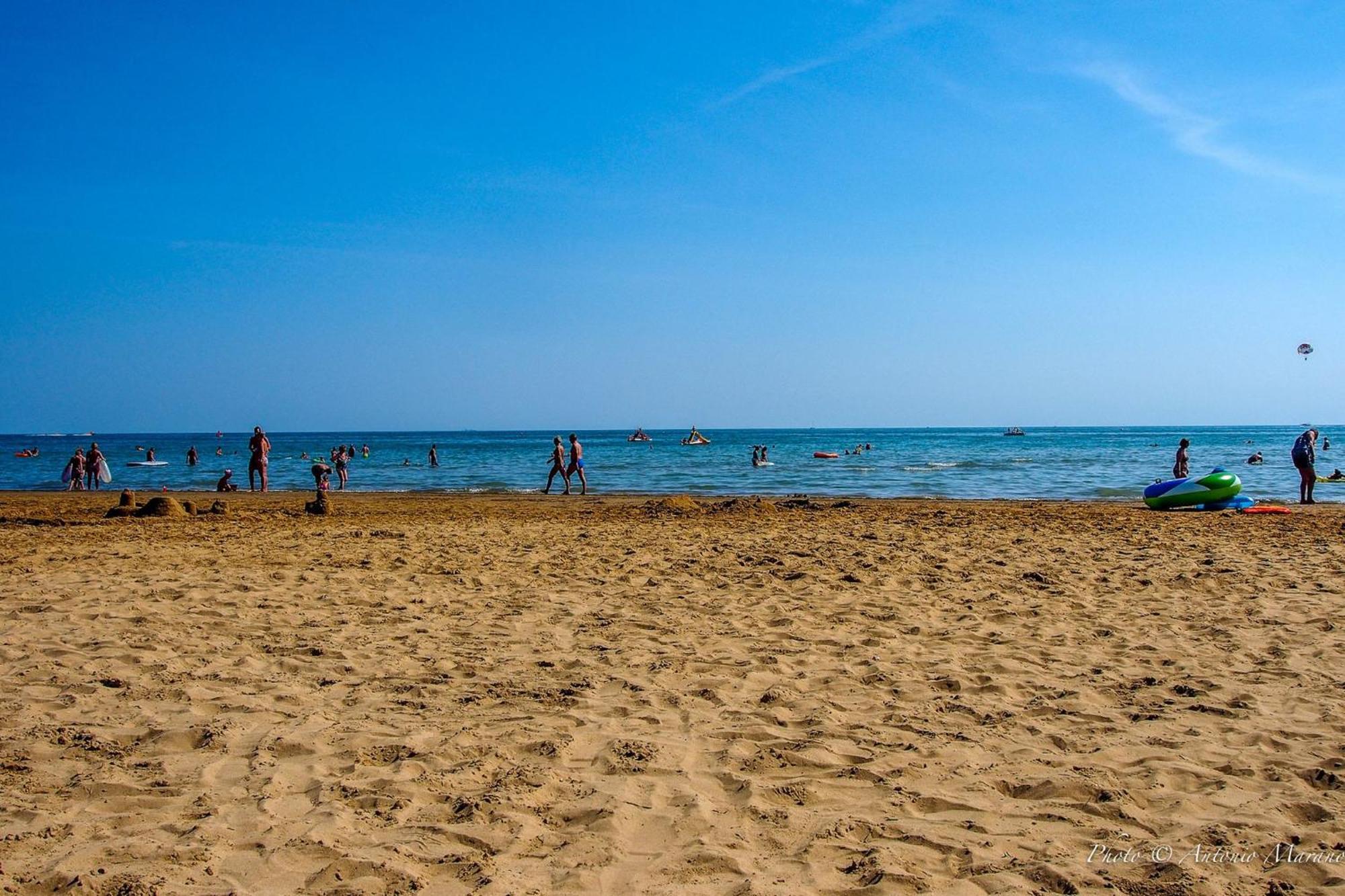 Warm And Bright In Near The Sea Apartment Bibione